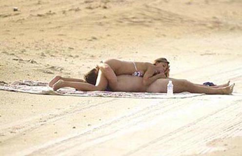 Amateur Sleeping Naked On Beach - A Bikini Girl Sleeping In A Beach And Showing Boobs Photo