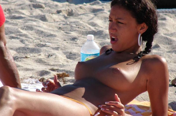 Flashing tits at the beach photo hot amateur voyeur porn pictures and spy 
